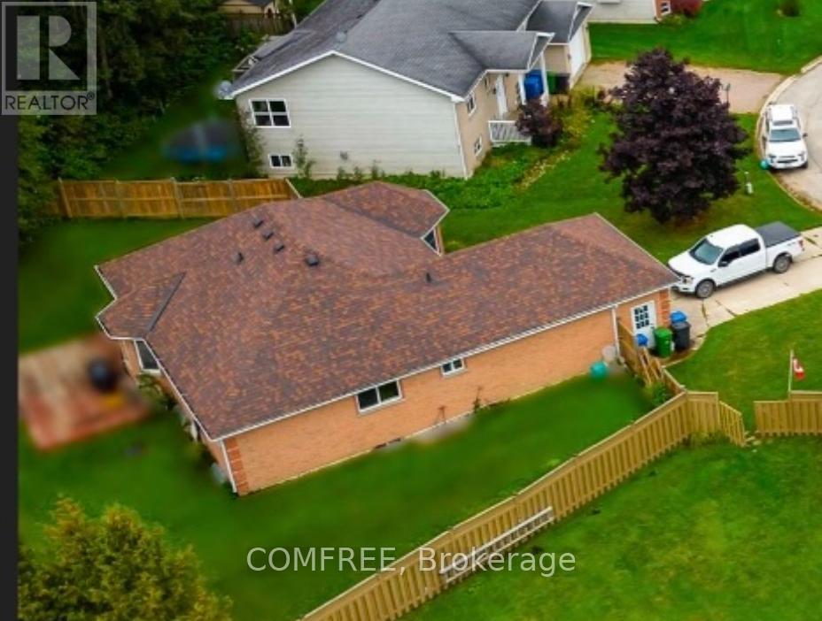 Photo 9 of 25 Mcgregor Court, Southgate ON