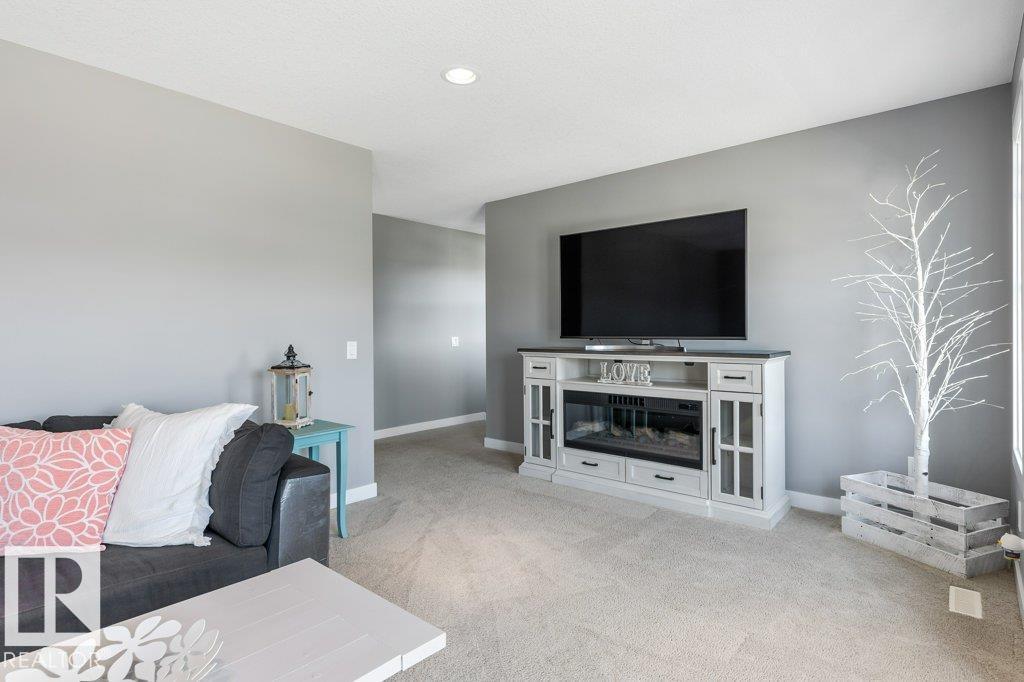 Photo 19 of 21 Elise Pl, St Albert AB