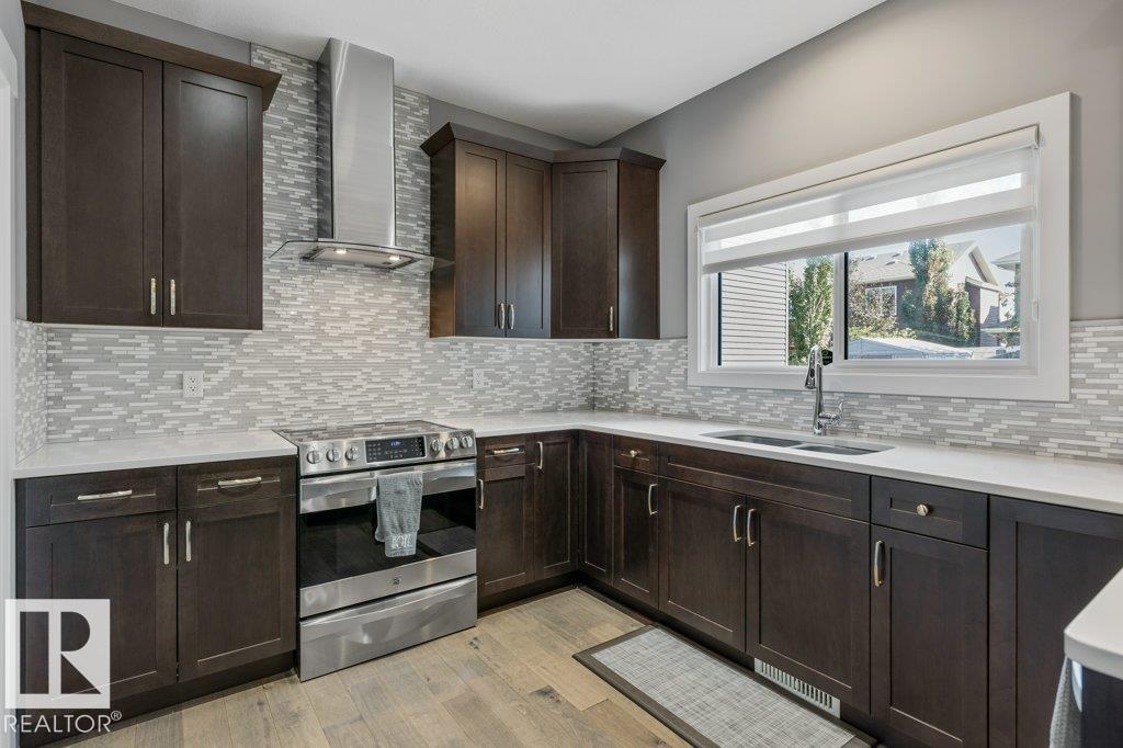 Photo 8 of 21 Elise Pl, St Albert AB