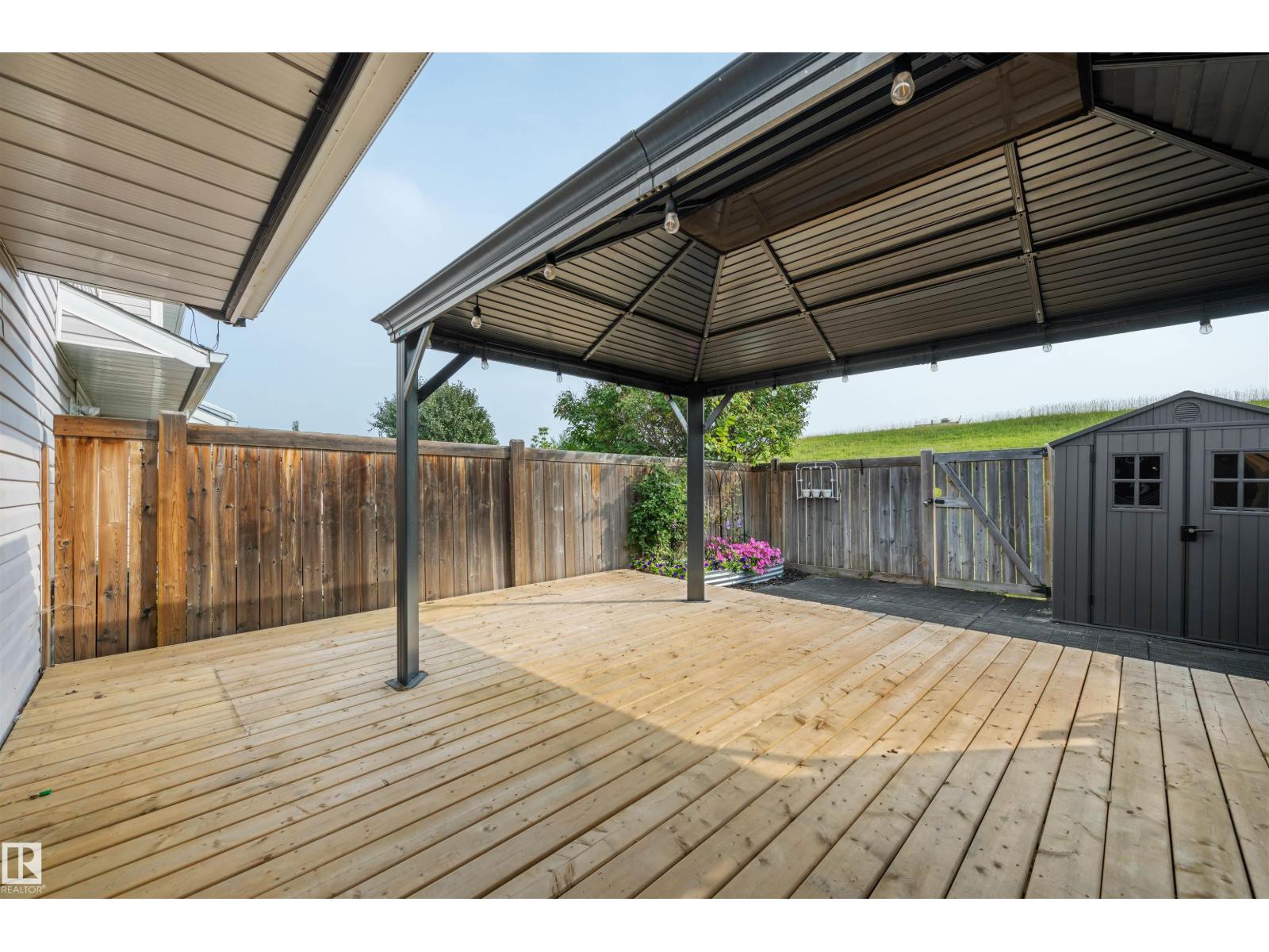 Photo 22 of 18317 66 Av Nw, Edmonton AB