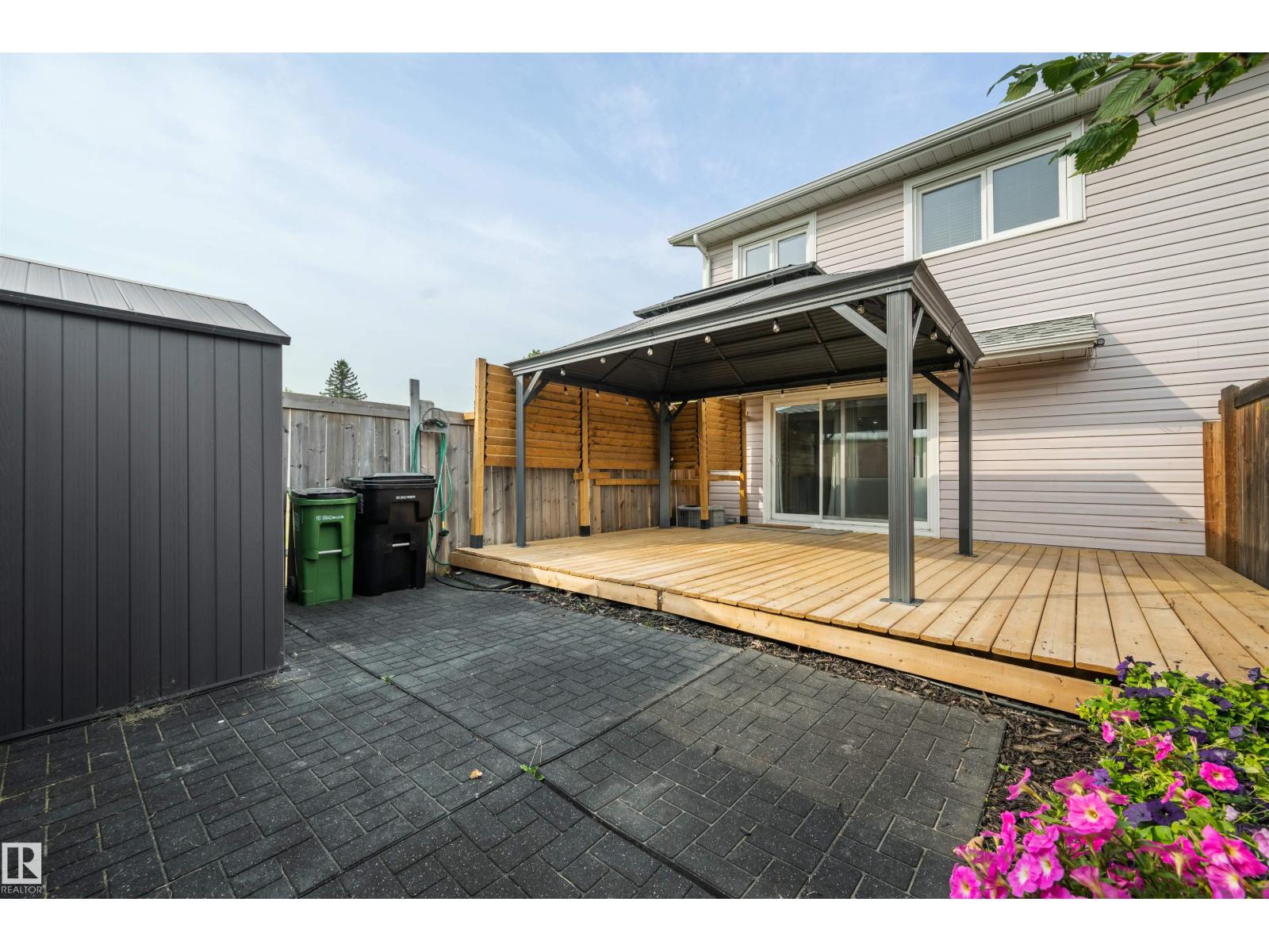Photo 23 of 18317 66 Av Nw, Edmonton AB