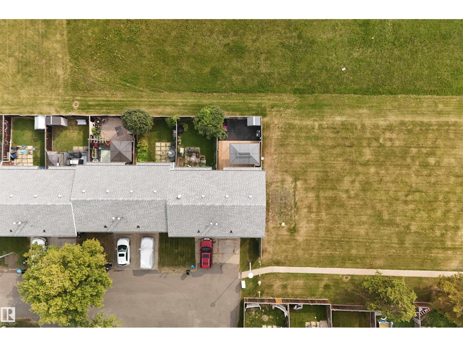 Photo 27 of 18317 66 Av Nw, Edmonton AB