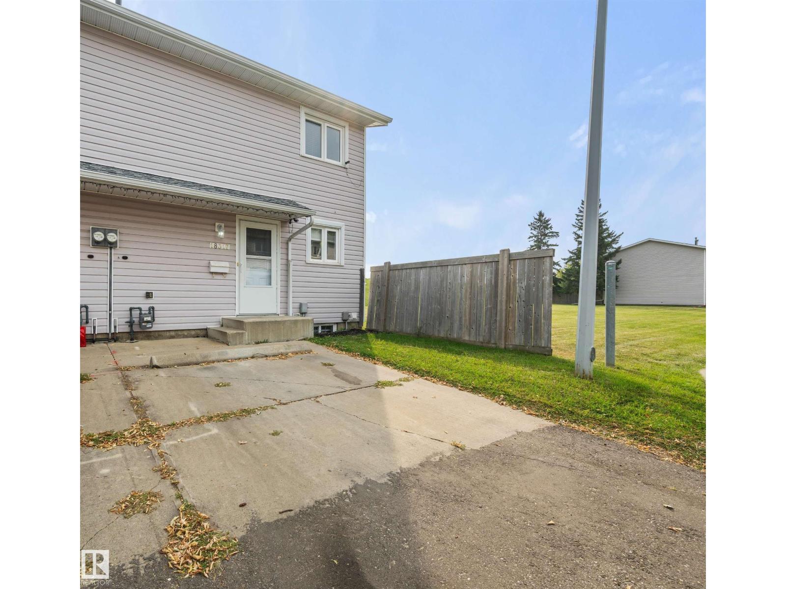 Photo 31 of 18317 66 Av Nw, Edmonton AB