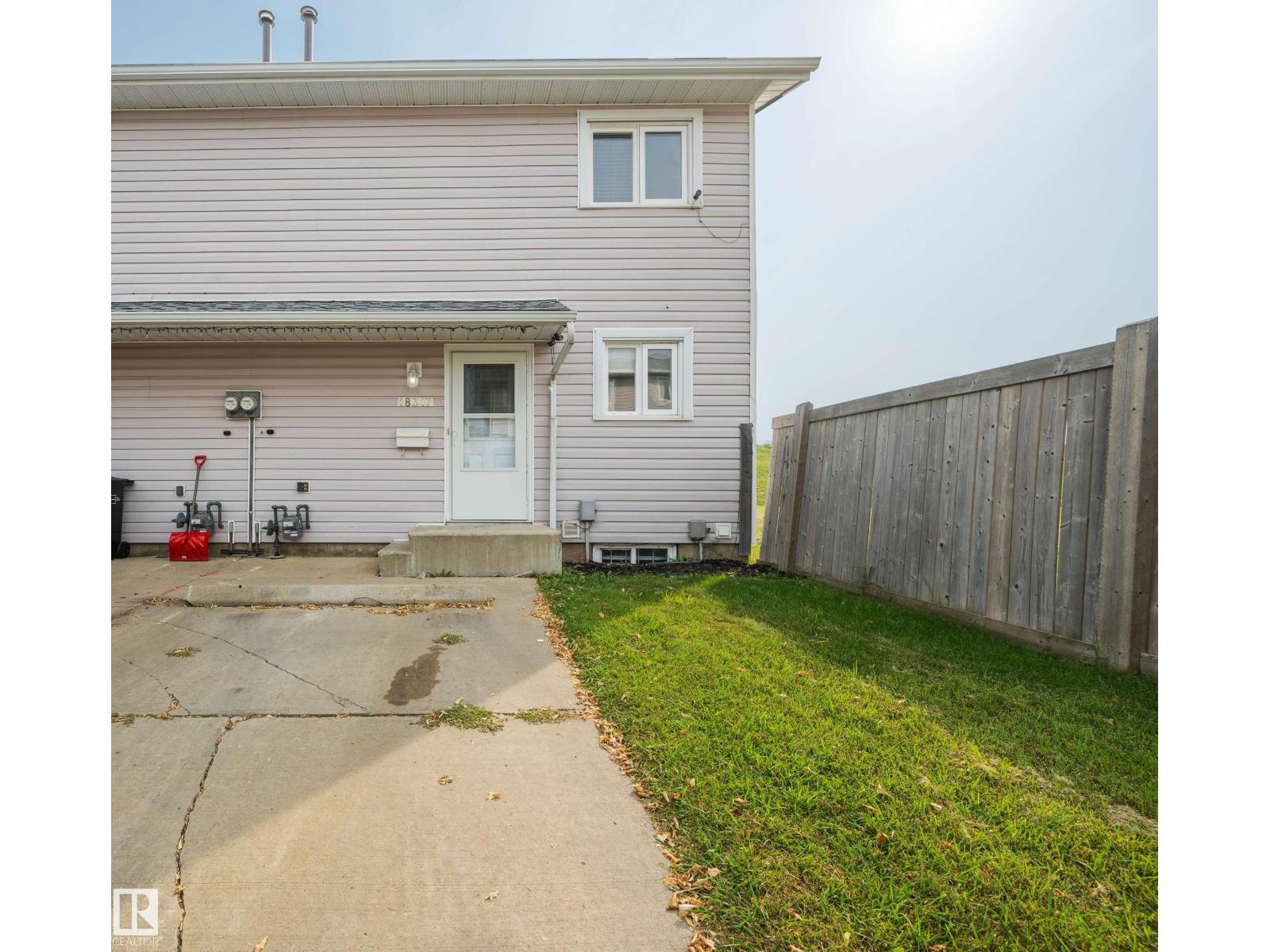 Photo 32 of 18317 66 Av Nw, Edmonton AB
