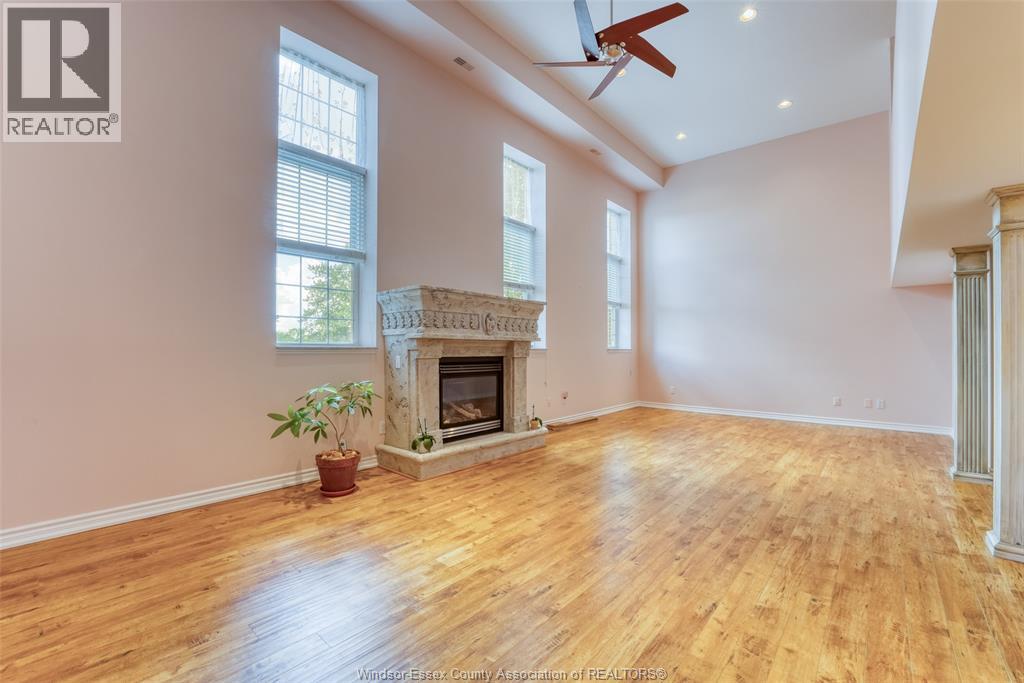 Photo 5 of 647 Irvine Unit 305, Windsor ON