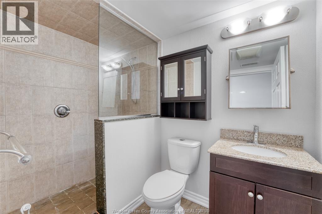 Photo 18 of 647 Irvine Unit 305, Windsor ON