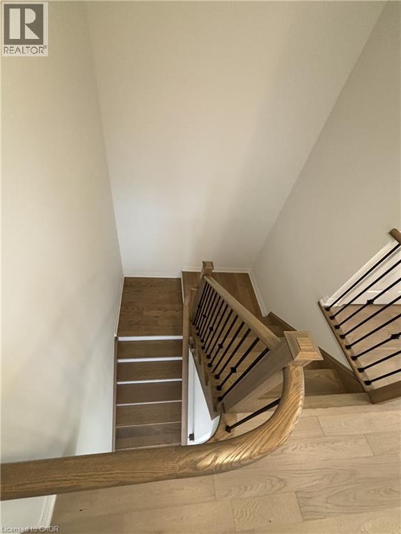 Photo 20 of 78 Granville Crescent, Caledonia ON