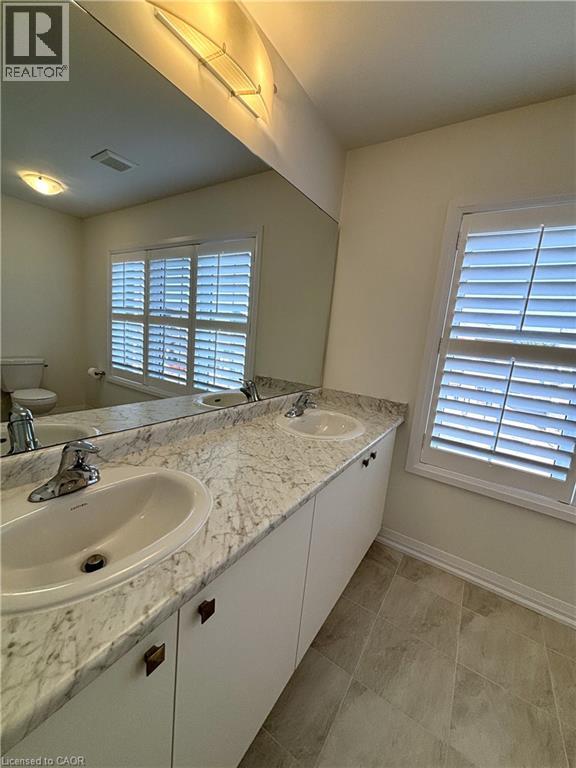 Photo 29 of 78 Granville Crescent, Caledonia ON