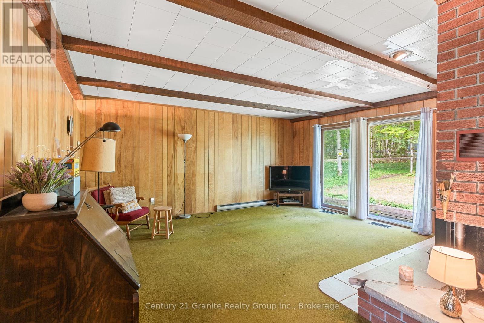 Photo 17 of 1204 Walker Line Road, Algonquin Highlands ON