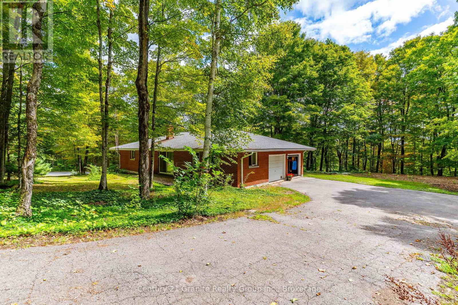 Photo 2 of 1204 Walker Line Road, Algonquin Highlands ON