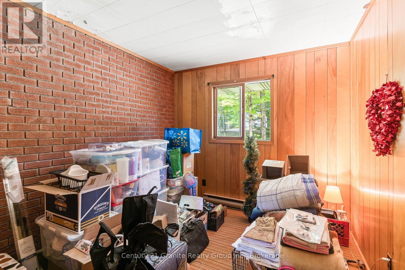 Photo 27 of 1204 Walker Line Road, Algonquin Highlands ON