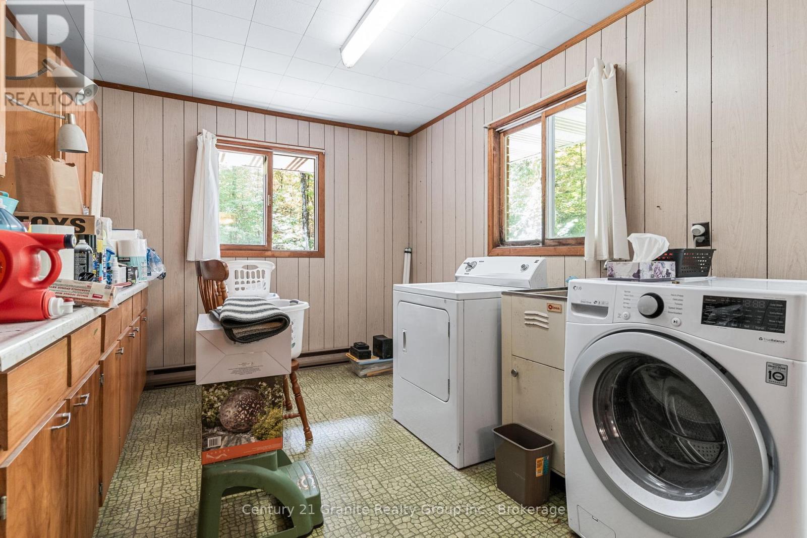Photo 29 of 1204 Walker Line Road, Algonquin Highlands ON