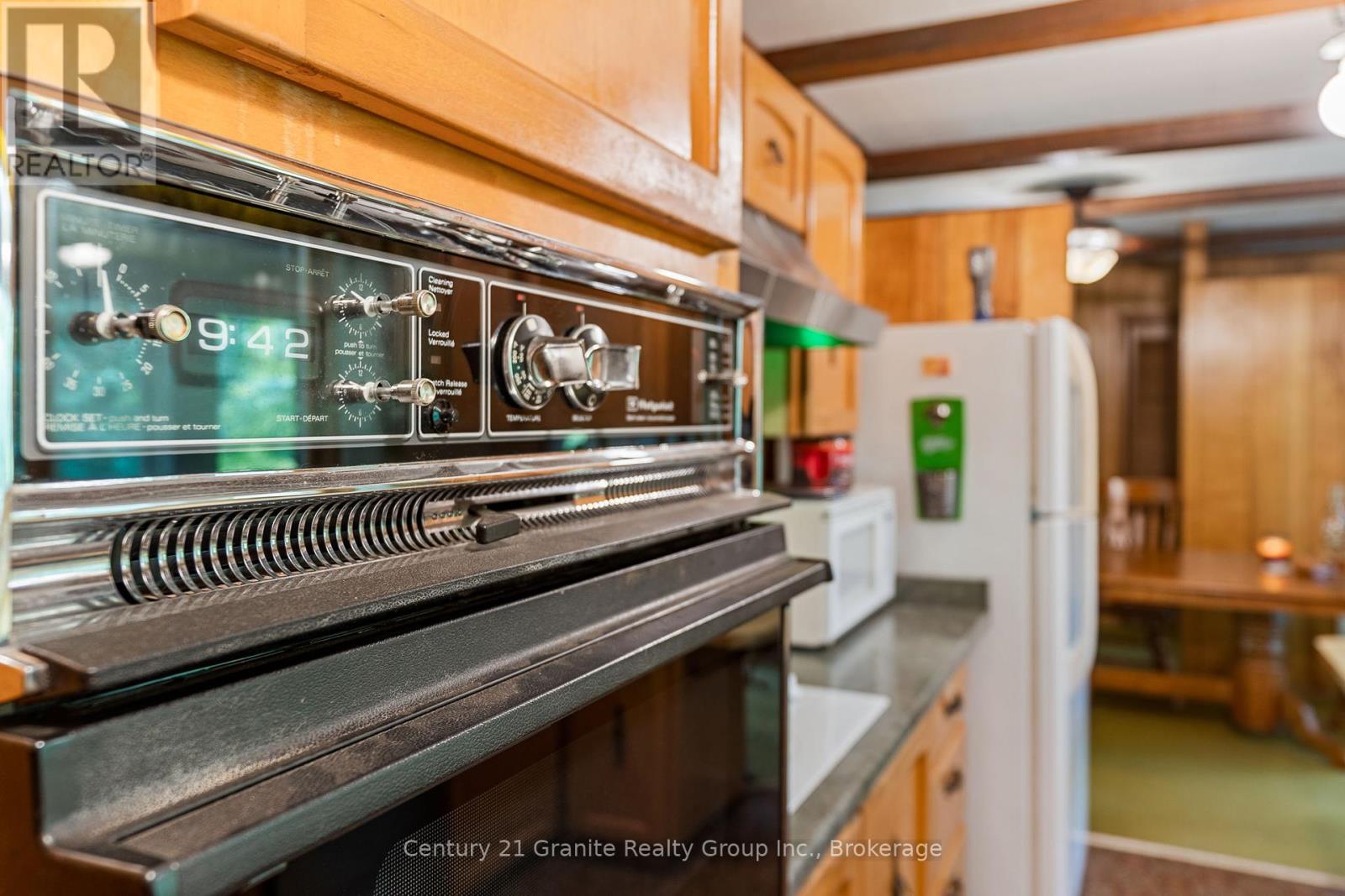 Photo 9 of 1204 Walker Line Road, Algonquin Highlands ON