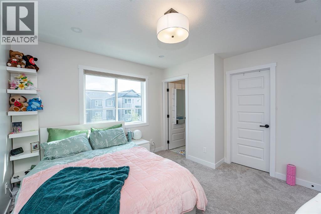 Photo 13 of 52 Lewiston Drive Ne, Calgary AB