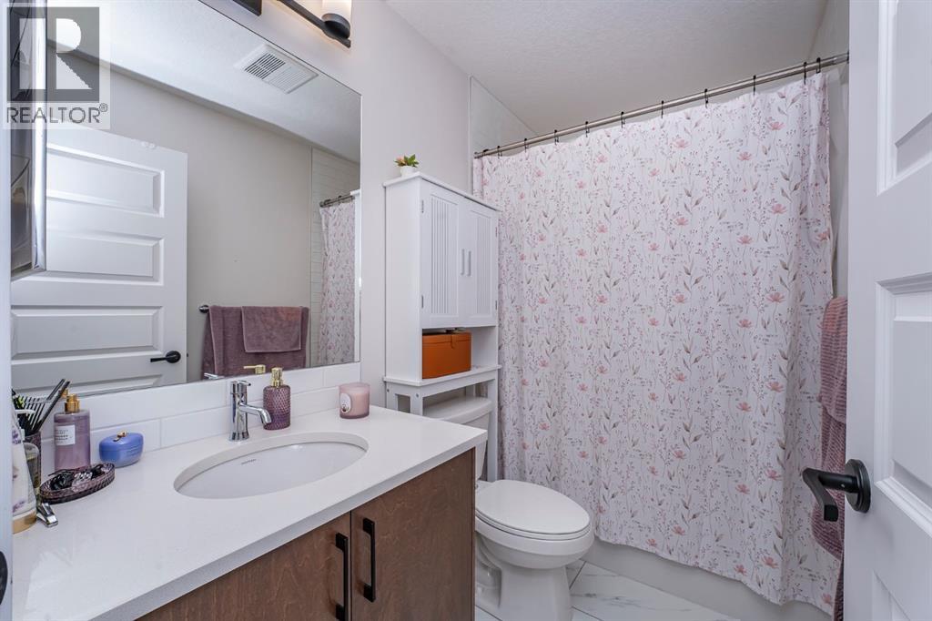 Photo 21 of 52 Lewiston Drive Ne, Calgary AB