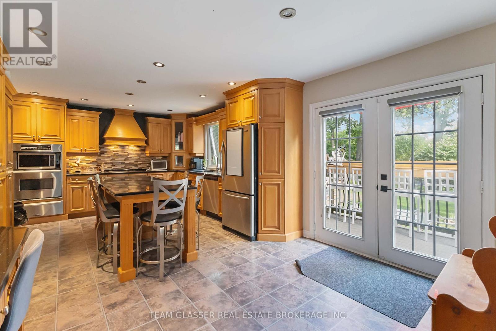 Photo 14 of 210 Chalet Crescent, London South ON