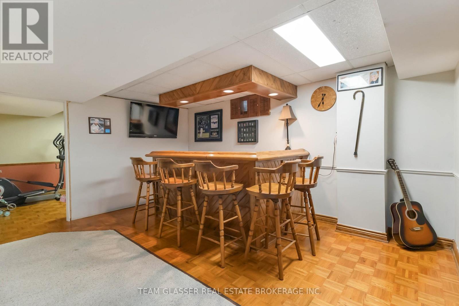 Photo 25 of 210 Chalet Crescent, London South ON