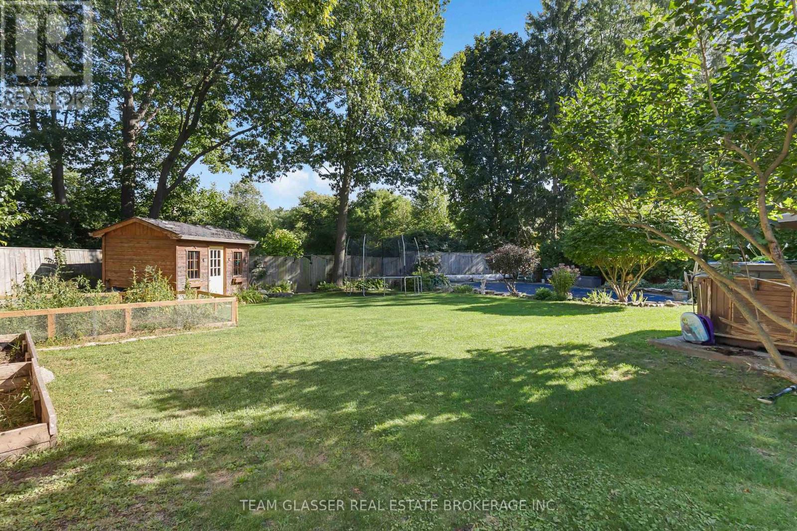 Photo 28 of 210 Chalet Crescent, London South ON