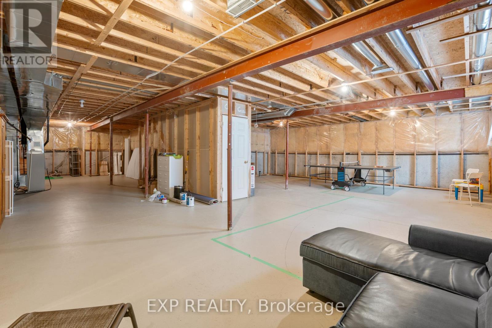Photo 30 of 111 Coursier Crescent, Ottawa ON