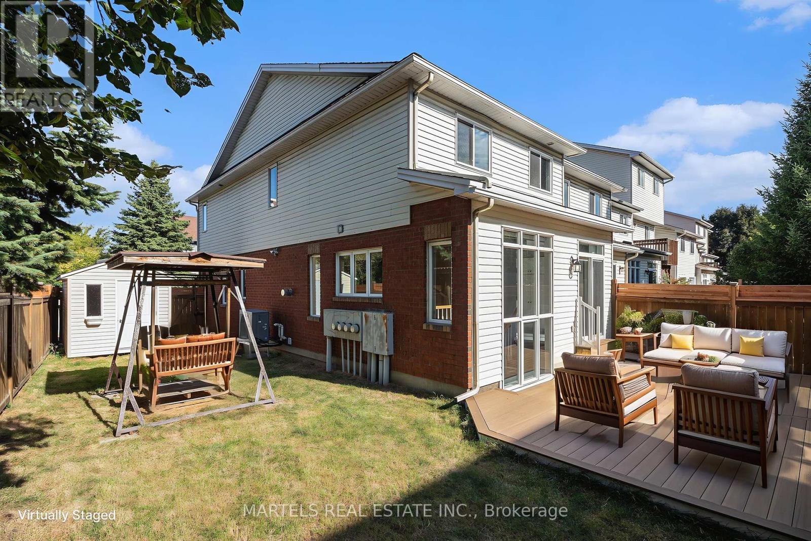 Photo 16 of 40 Santa Cruz Private, Ottawa ON