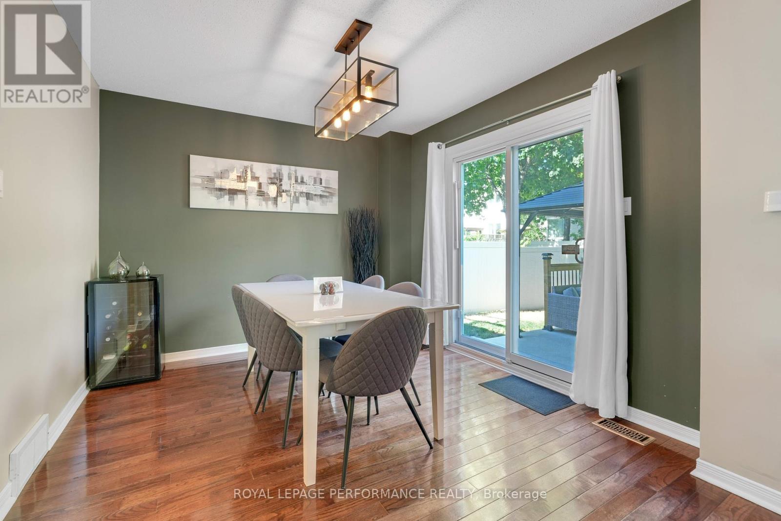 Photo 17 of 22 Otten Drive, Ottawa ON