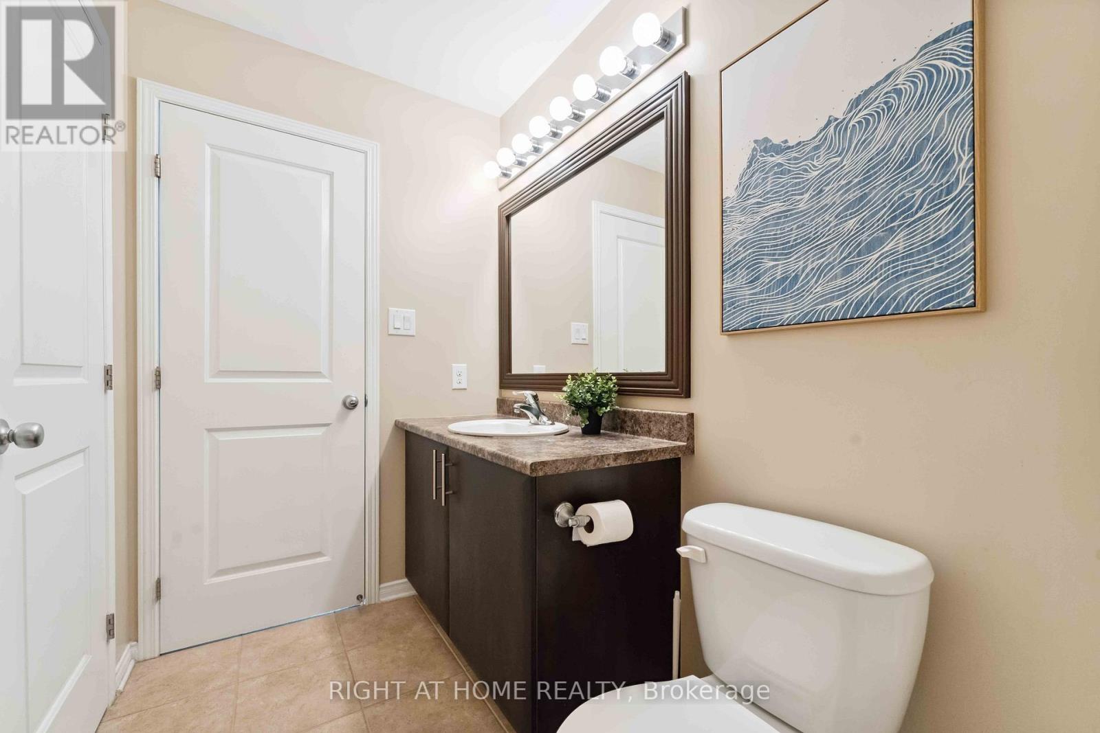 Photo 24 of 905 Caldermill Private, Ottawa ON