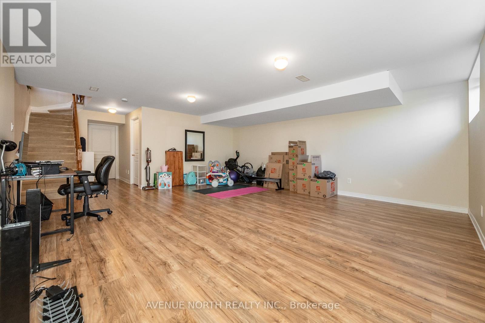Photo 34 of 284 Parkin Circle, Ottawa ON