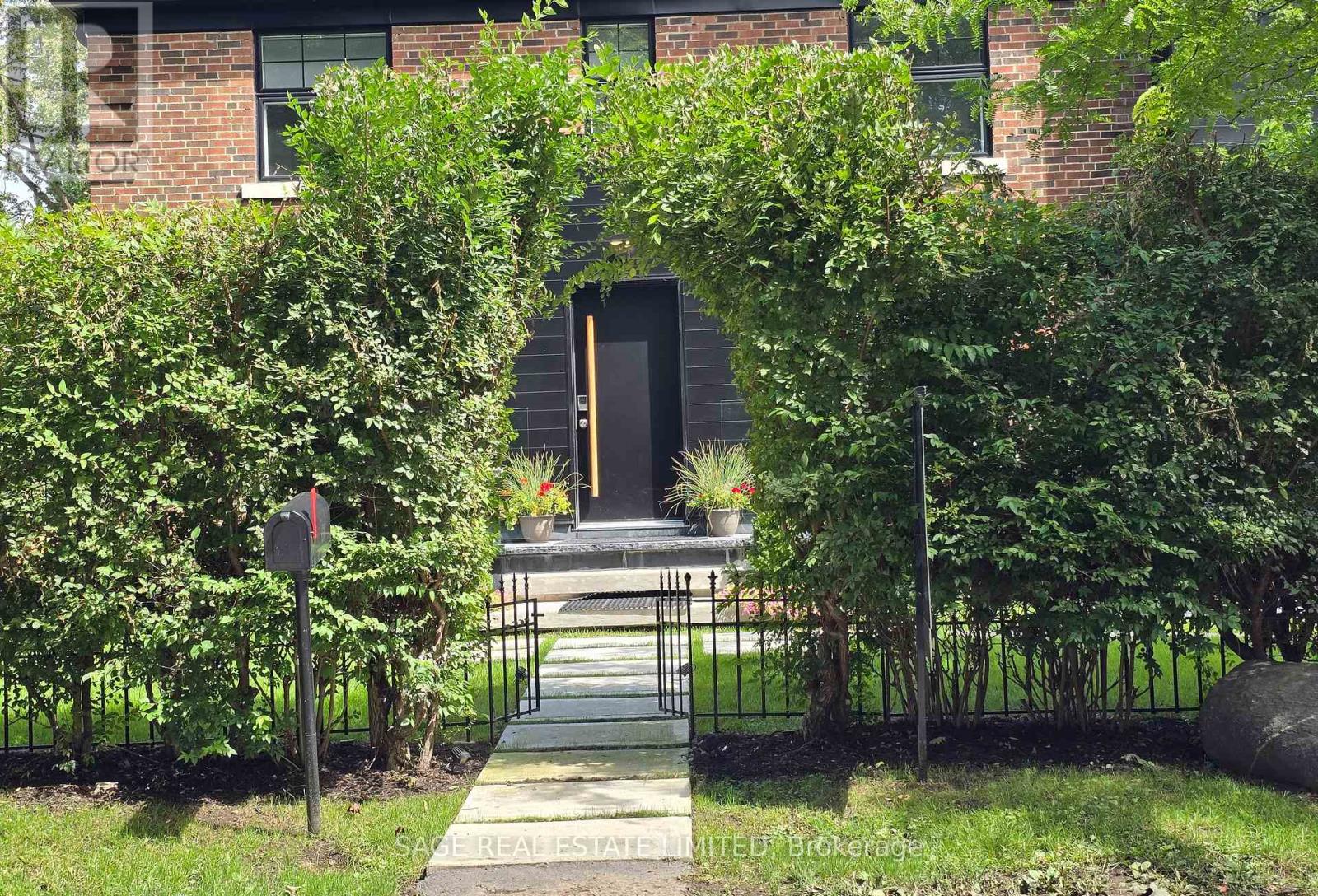 Photo 47 of 159 Humbervale Boulevard, Toronto ON