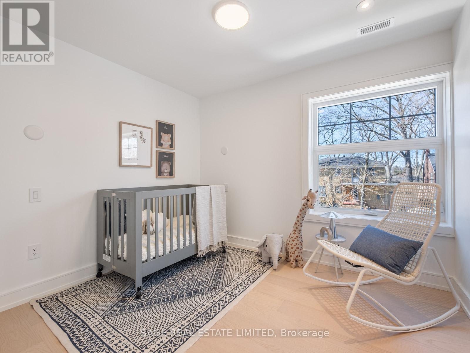 Photo 33 of 159 Humbervale Boulevard, Toronto ON