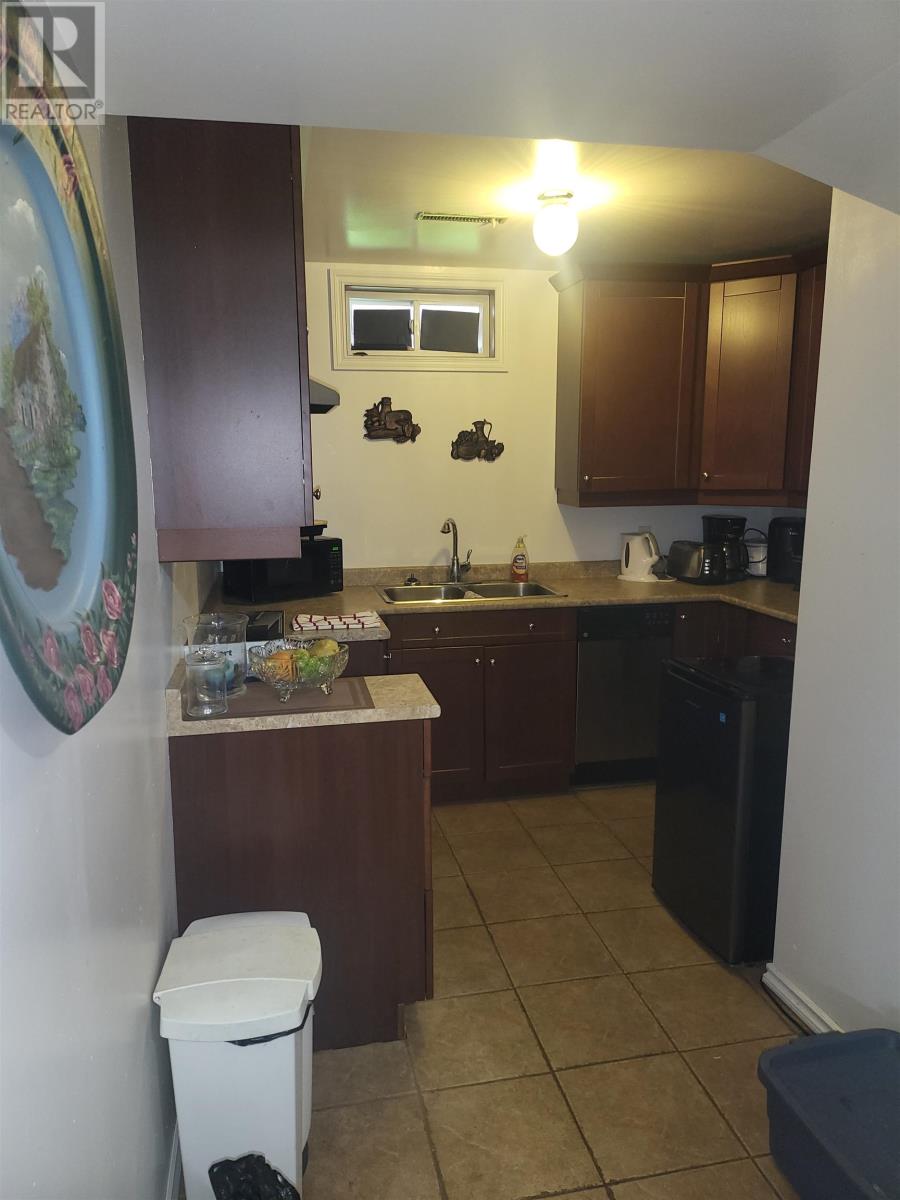 Photo 14 of 173 Ironwood Ave, Thunder Bay ON