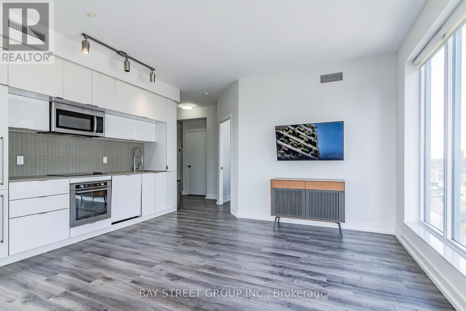 Photo 3 of 702 2nd Bedroom 28 Avondale Avenue, Toronto ON