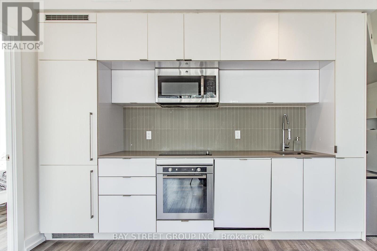 Photo 5 of 702 2nd Bedroom 28 Avondale Avenue, Toronto ON