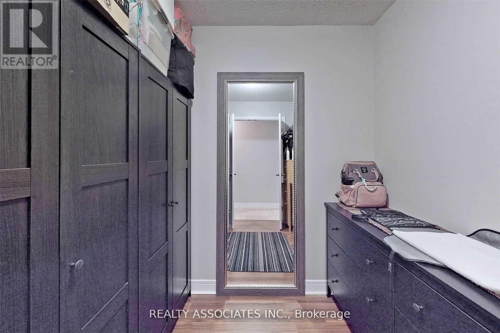 Photo 10 of 216 31 Bales Avenue, Toronto ON