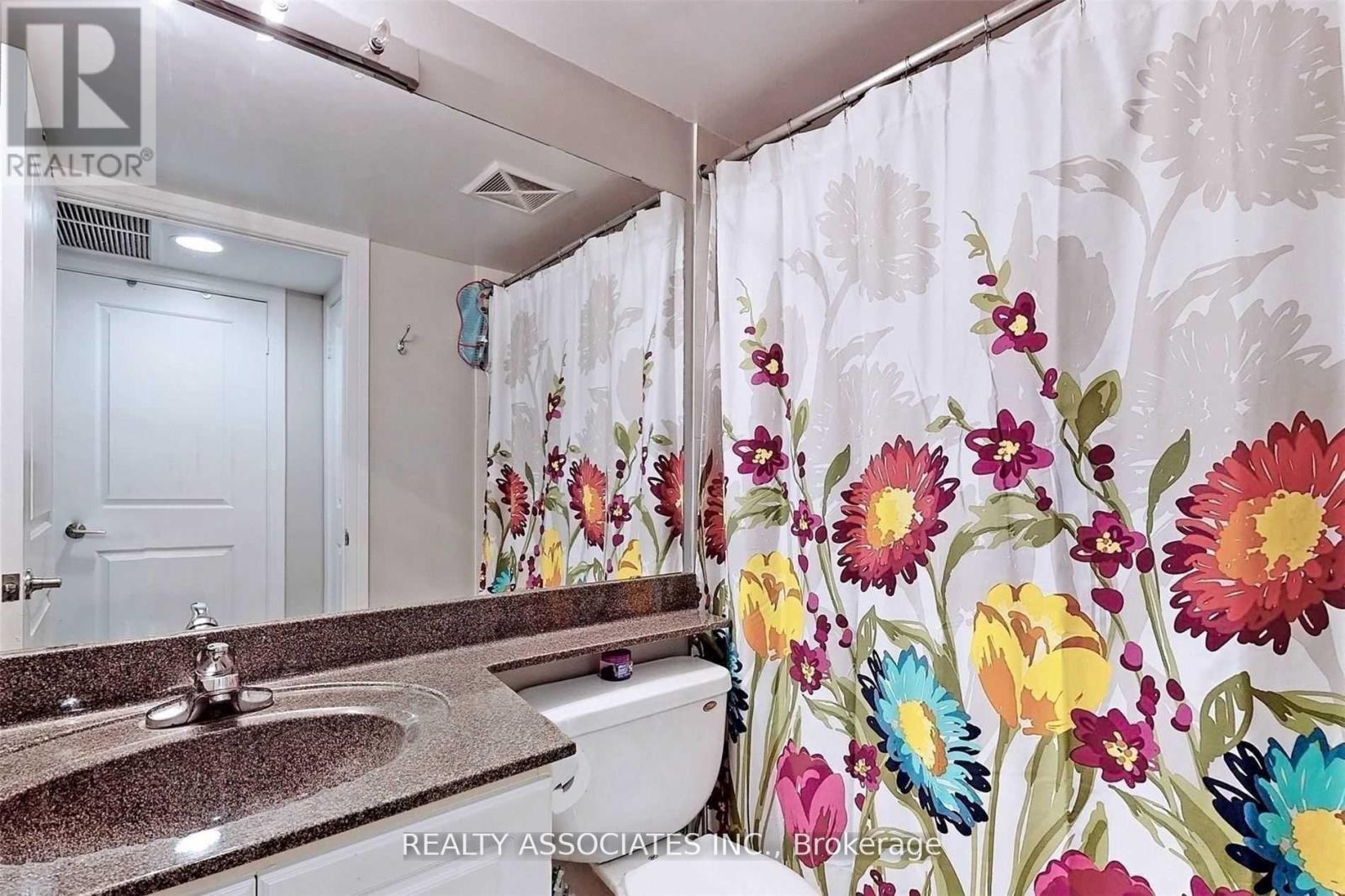 Photo 6 of 216 31 Bales Avenue, Toronto ON