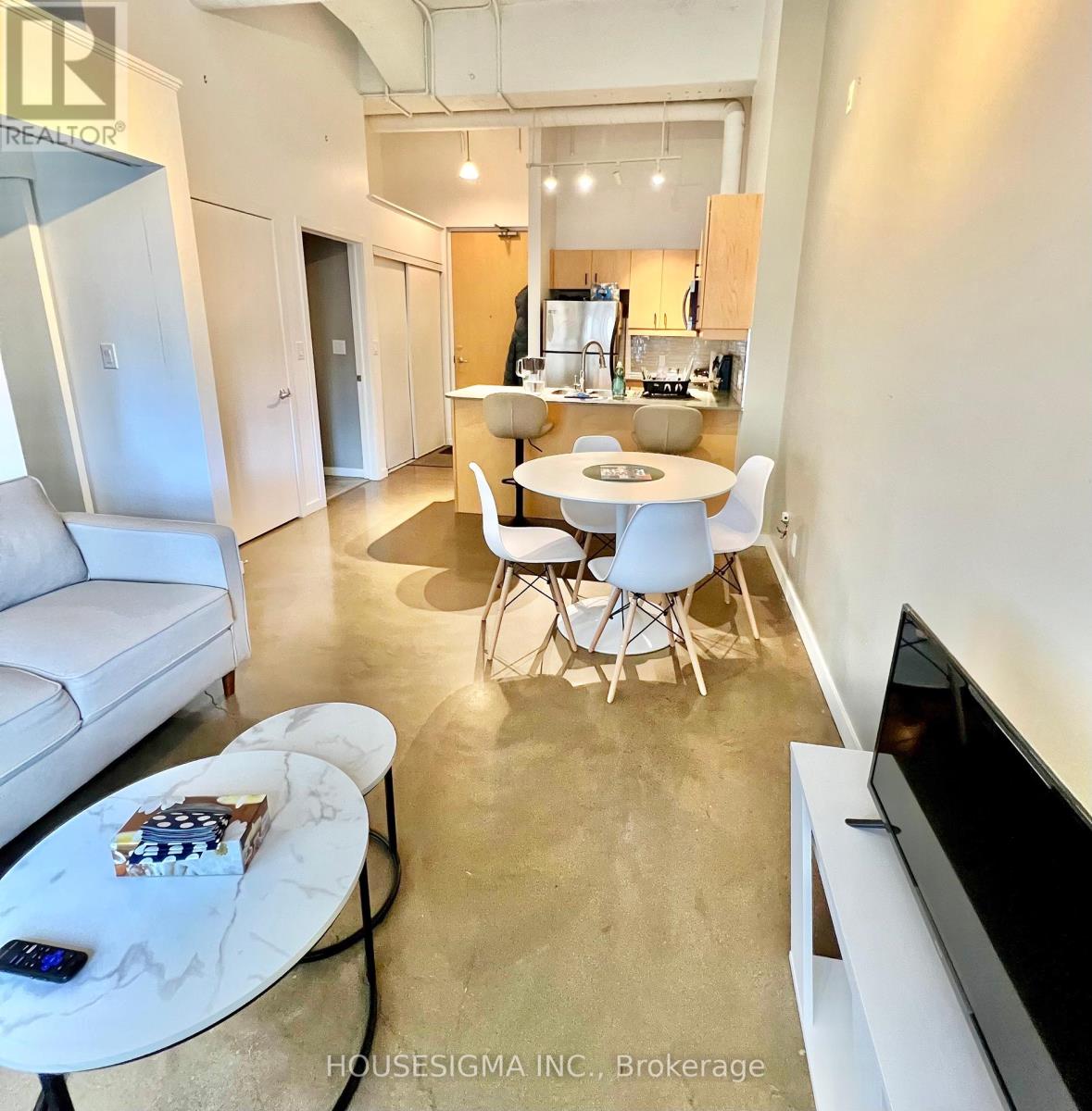 Photo 18 of 109 404 King Street W, Kitchener ON