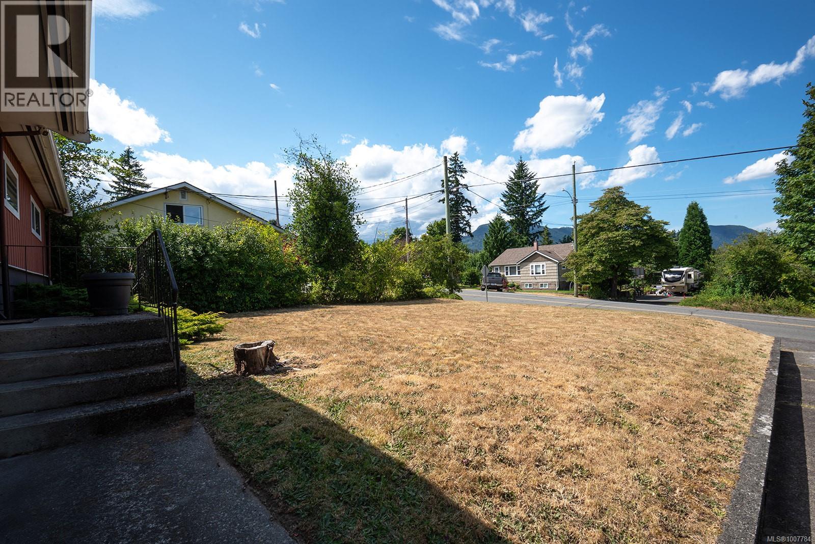 Photo 23 of 3042 George St, Duncan BC