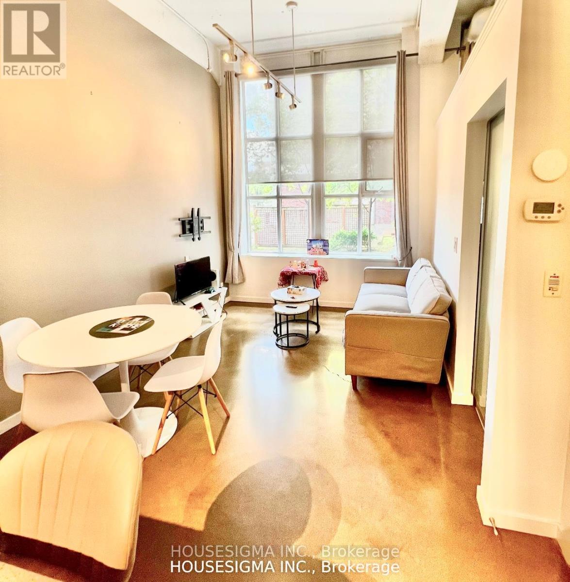 Photo 5 of 109 404 King Street W, Kitchener ON