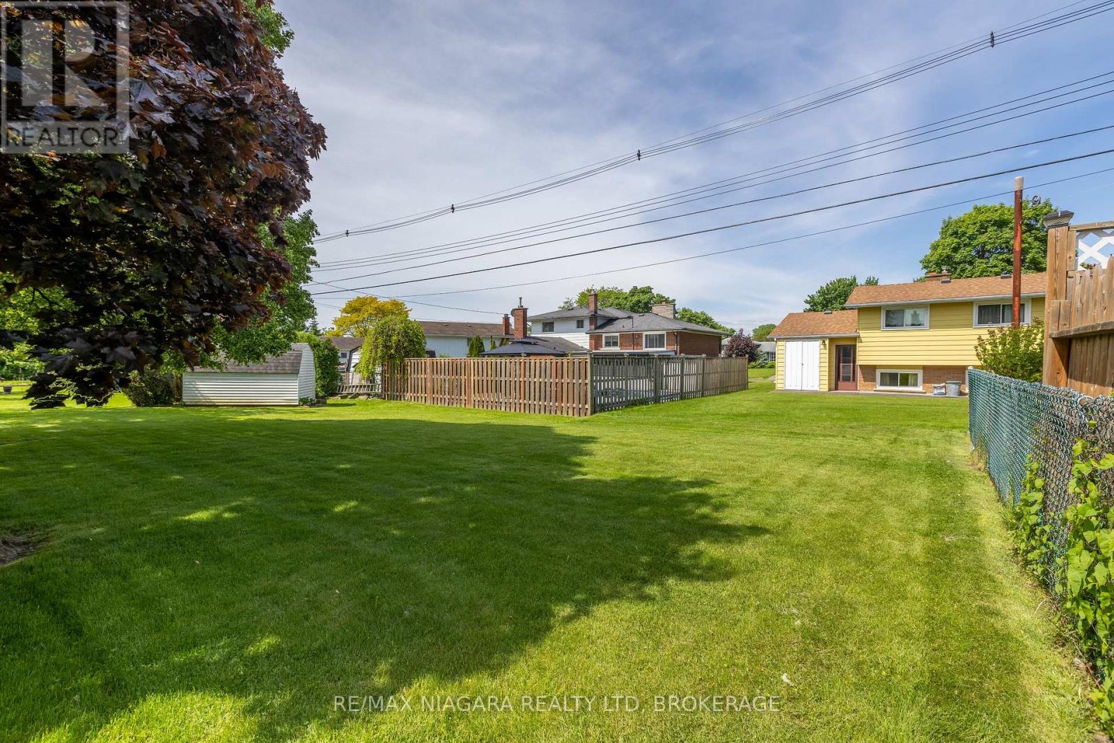 Photo 28 of 82 Westwood Crescent, Welland ON