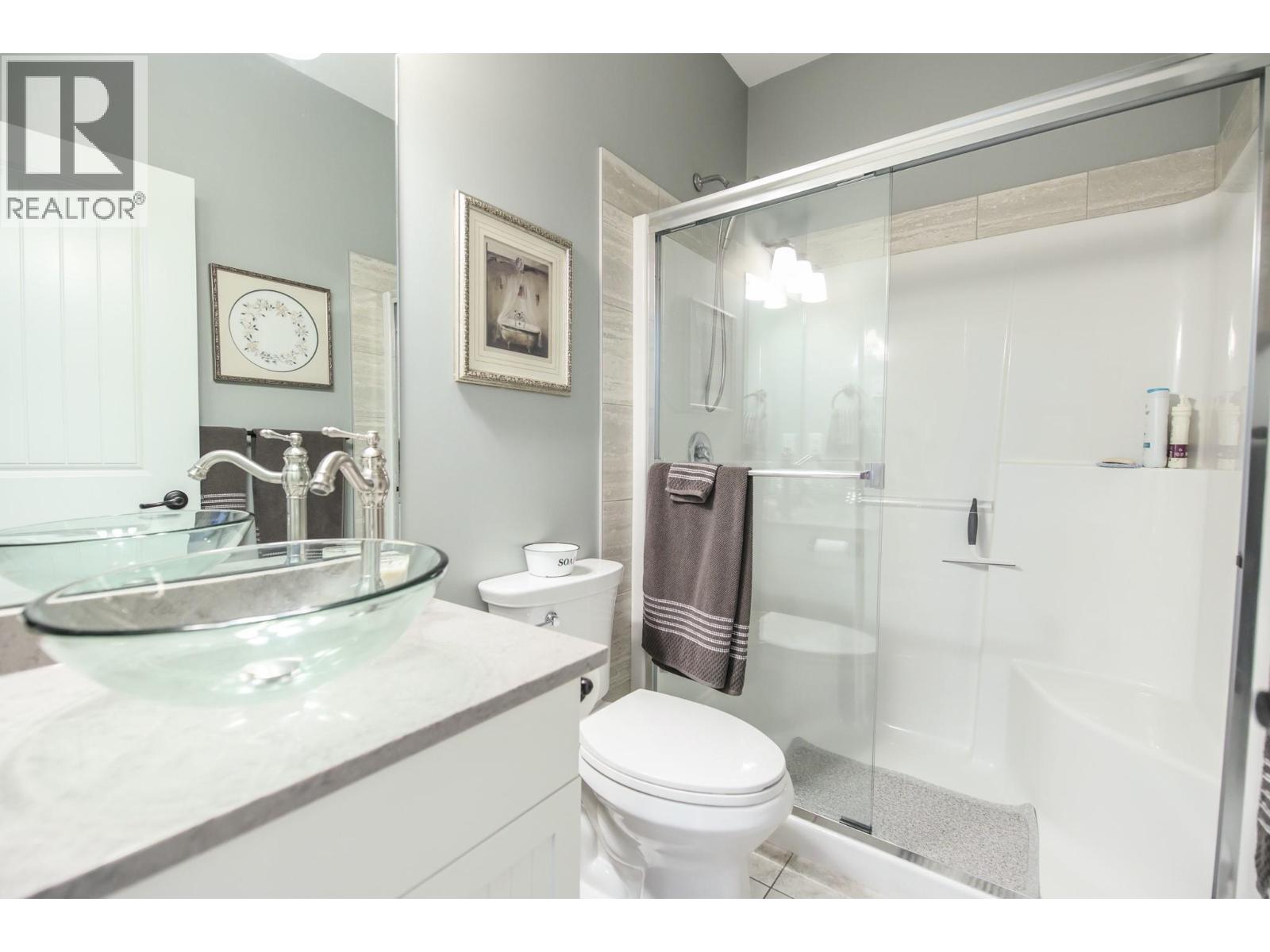 2450 Radio Tower Road Unit# 202, Oliver