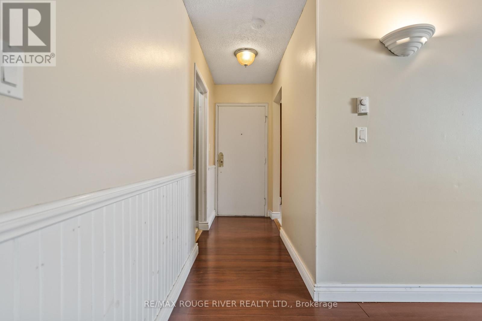 Photo 6 of 3 494 Elgin Street W, Cobourg ON