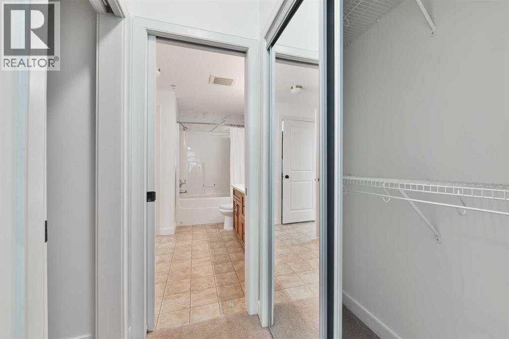 Photo 12 of 231 35 Aspenmont Heights Sw, Calgary AB