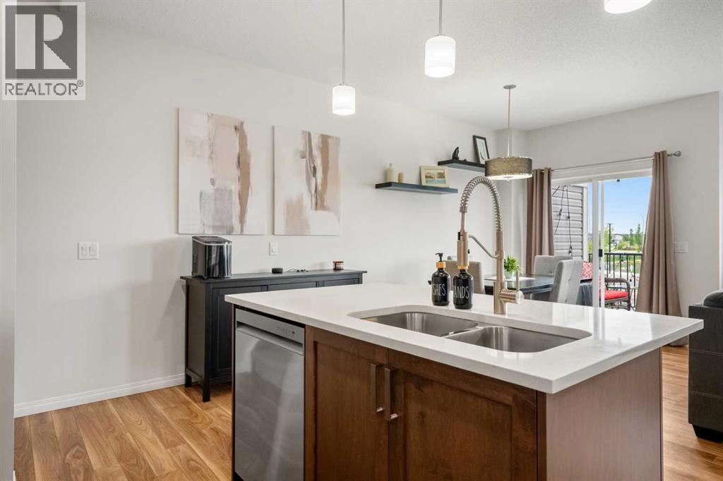Photo 15 of 681 Hillcrest Road Sw, Airdrie AB