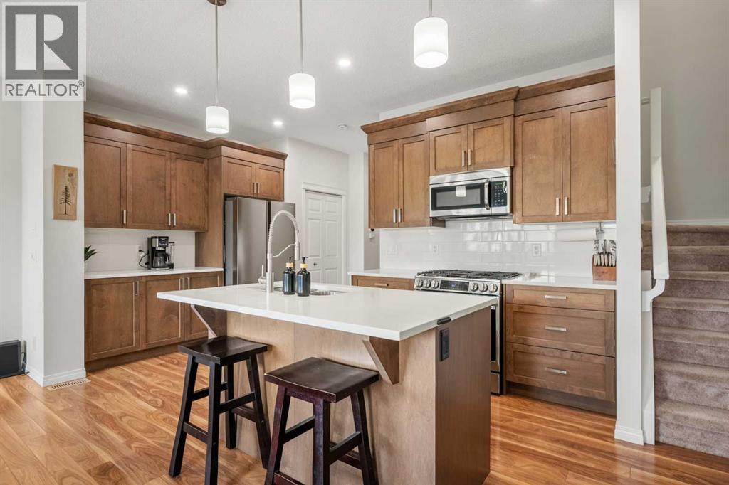 Photo 13 of 681 Hillcrest Road Sw, Airdrie AB