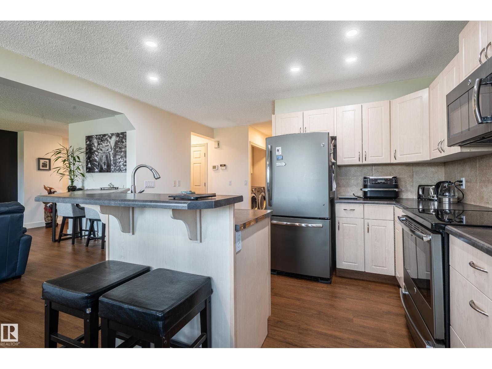 Photo 17 of 13138 162 A Av Nw, Edmonton AB