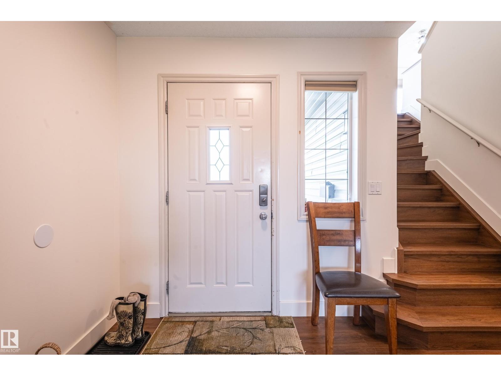 Photo 5 of 13138 162 A Av Nw, Edmonton AB