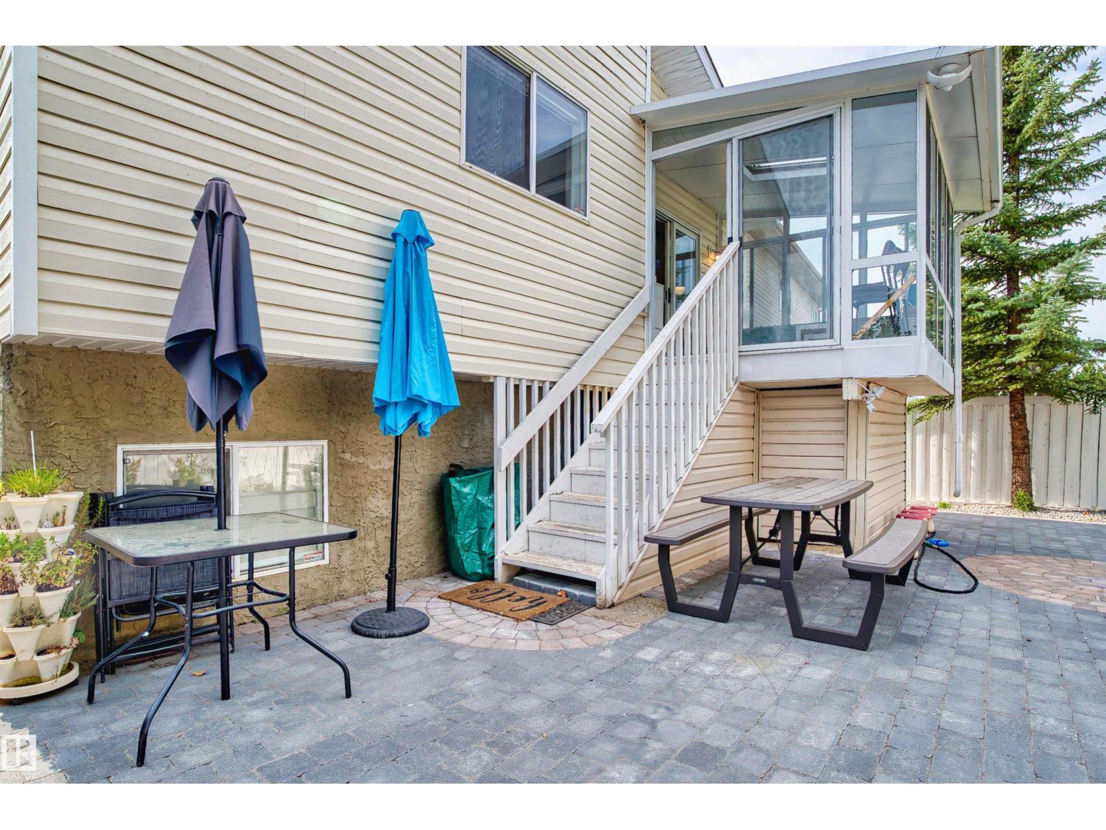 Photo 26 of 333 Dechene Wy Nw, Edmonton AB