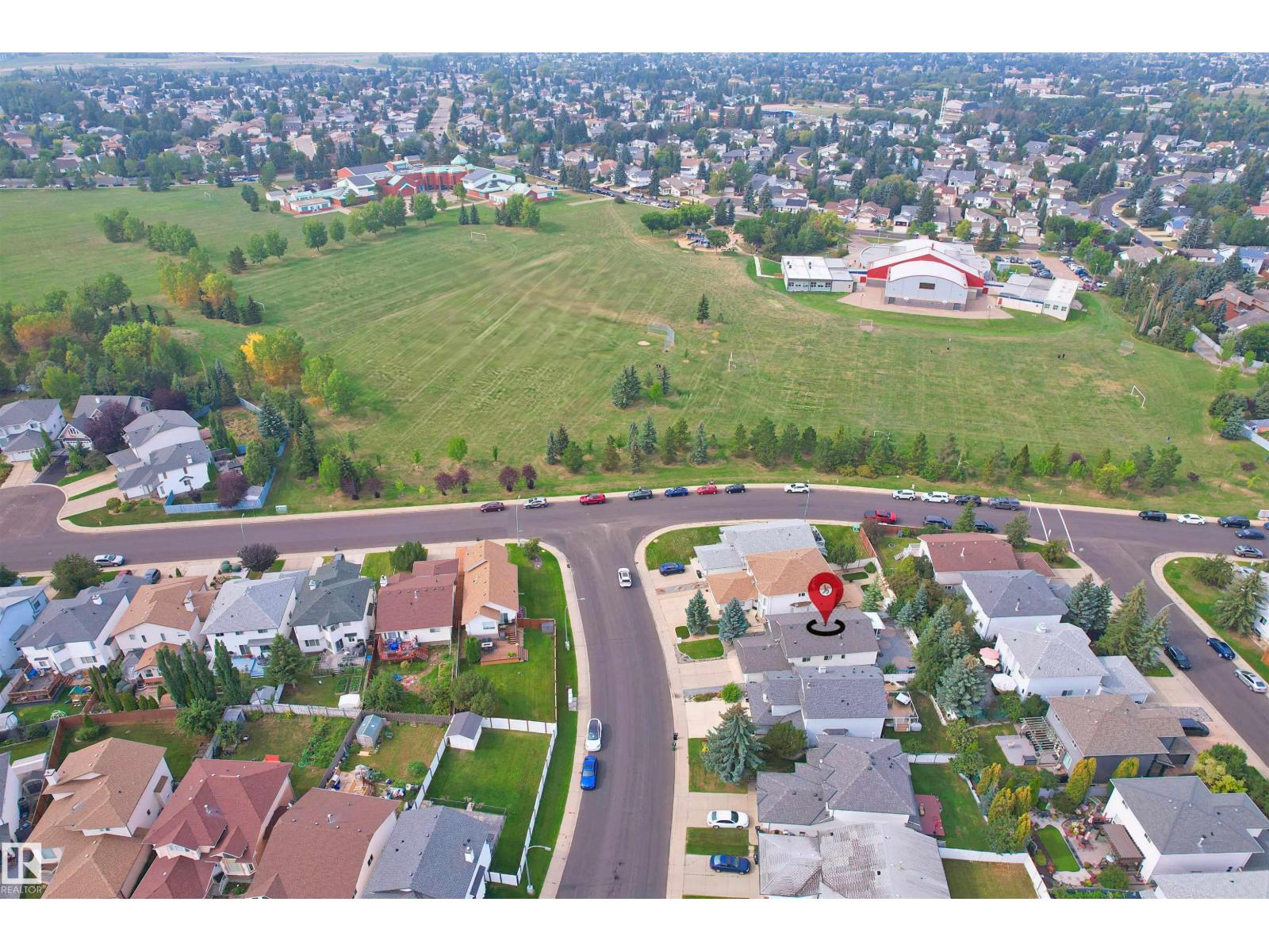 Photo 33 of 333 Dechene Wy Nw, Edmonton AB