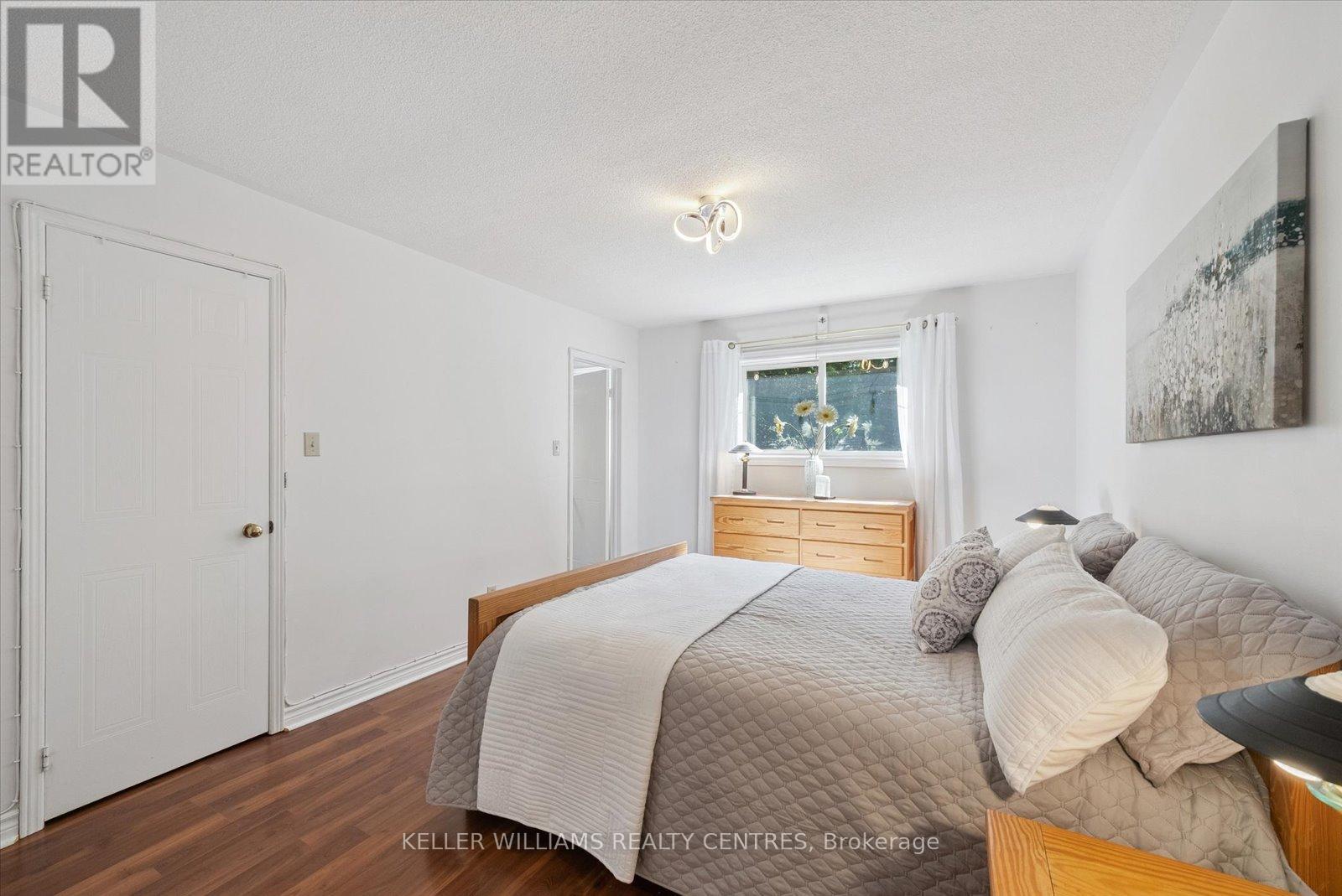 Photo 18 of 26 Stonehill Boulevard, East Gwillimbury ON