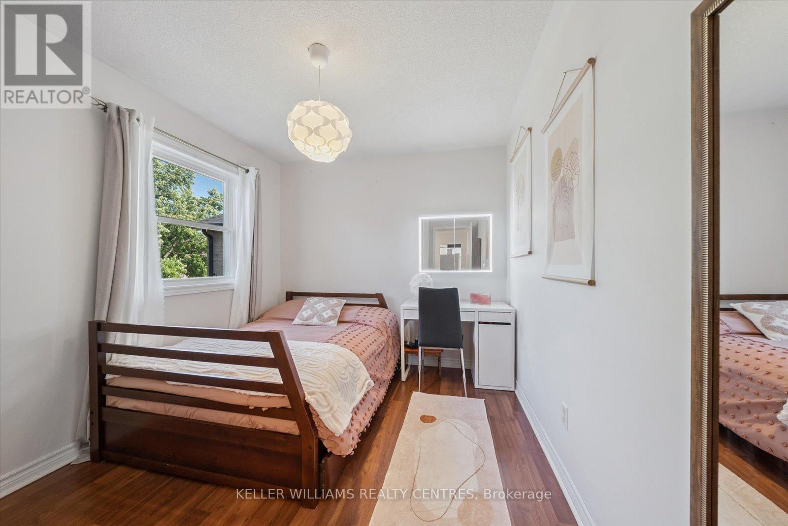 Photo 21 of 26 Stonehill Boulevard, East Gwillimbury ON