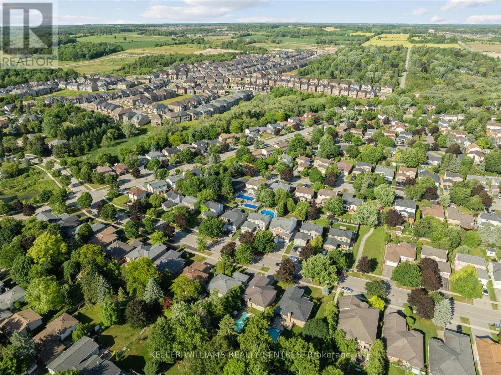 Photo 49 of 26 Stonehill Boulevard, East Gwillimbury ON